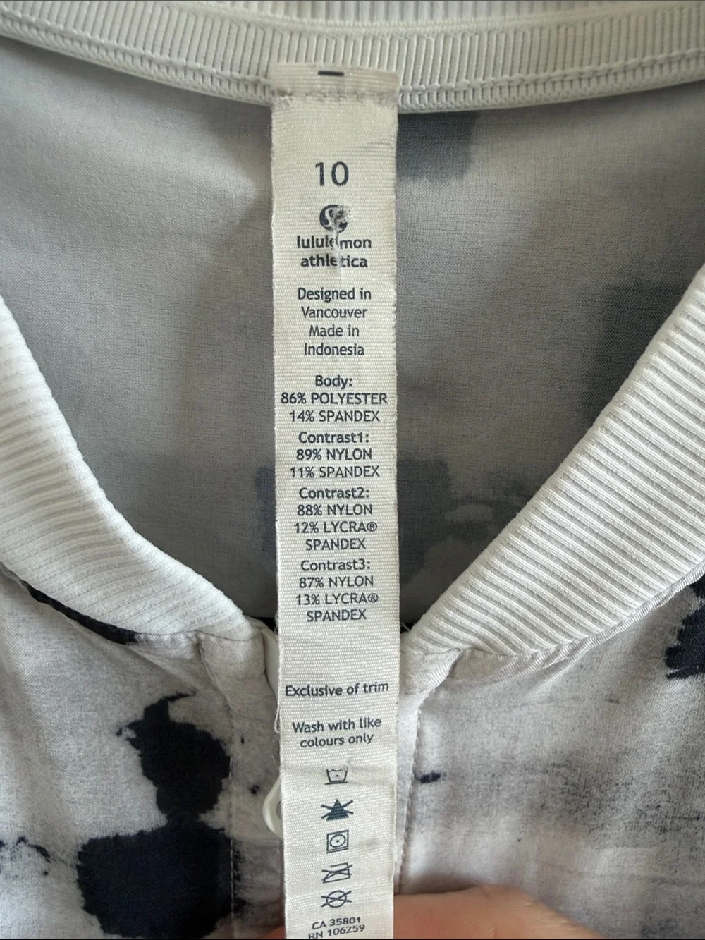 Lululemon Noir Jacket II